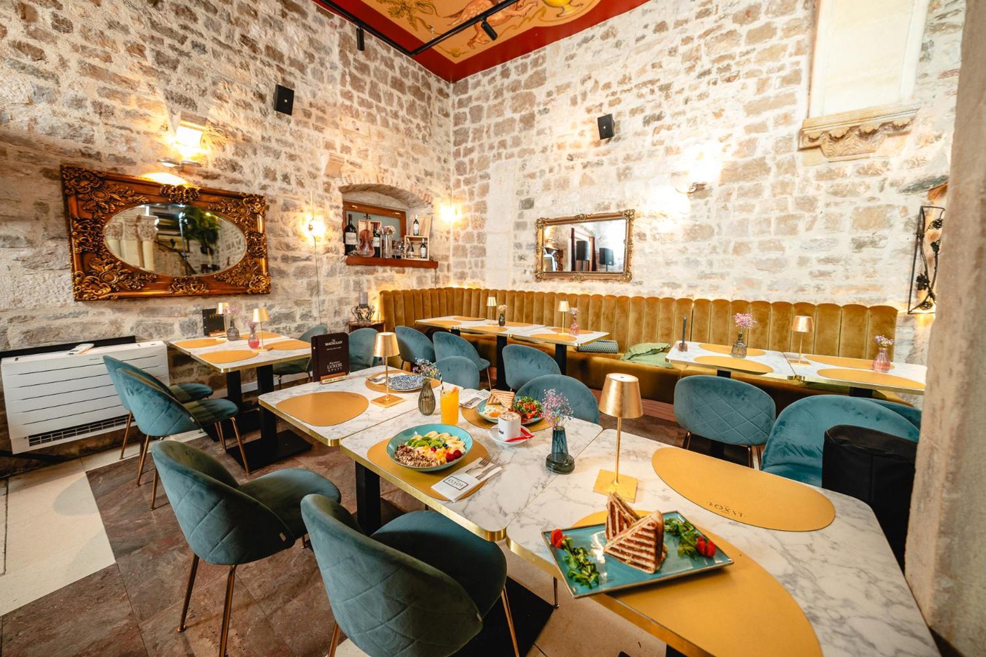 Razglednica Hotel Split Buitenkant foto